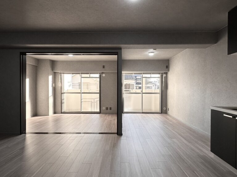 大和郡山市のマンションで行った原状回復工事後の室内全体