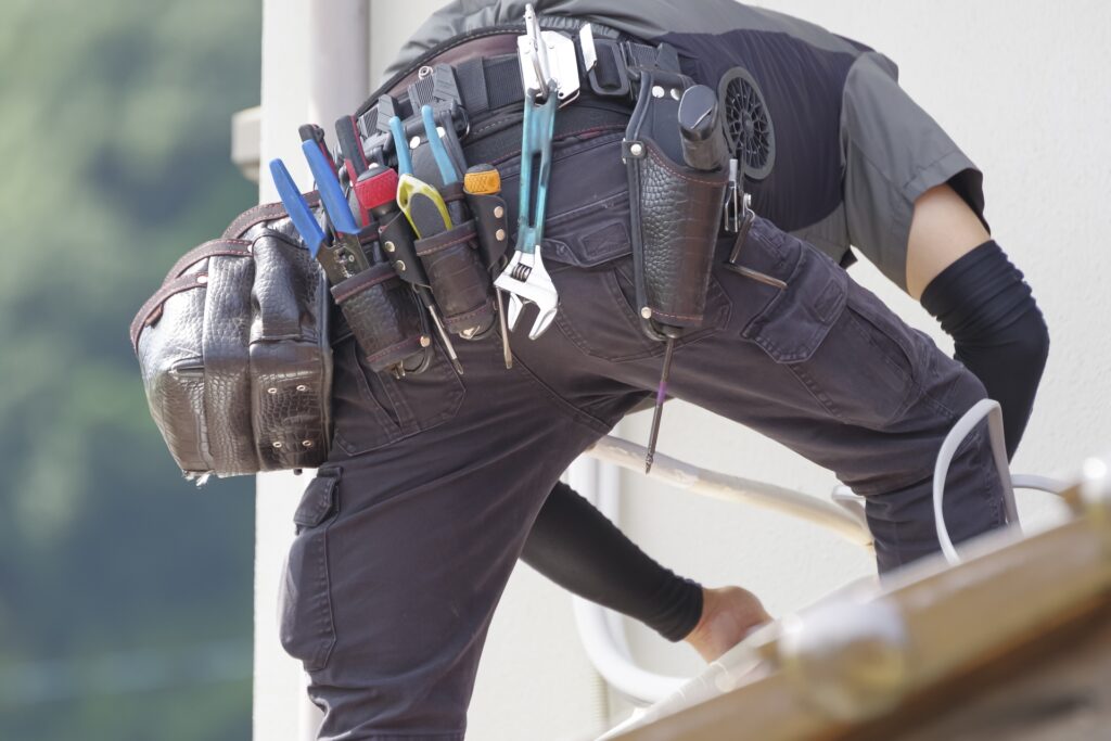 屋根工事　作業中