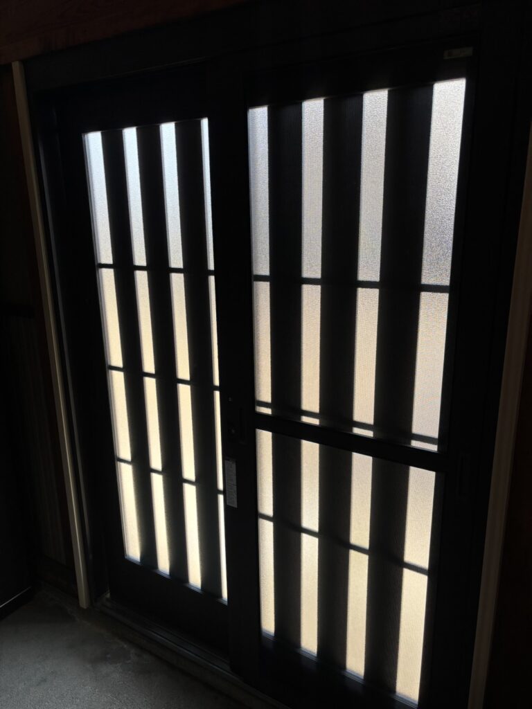 玄関ドアリフォーム　施工後