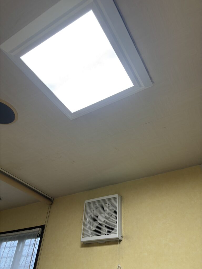 美容院の照明交換　LED化